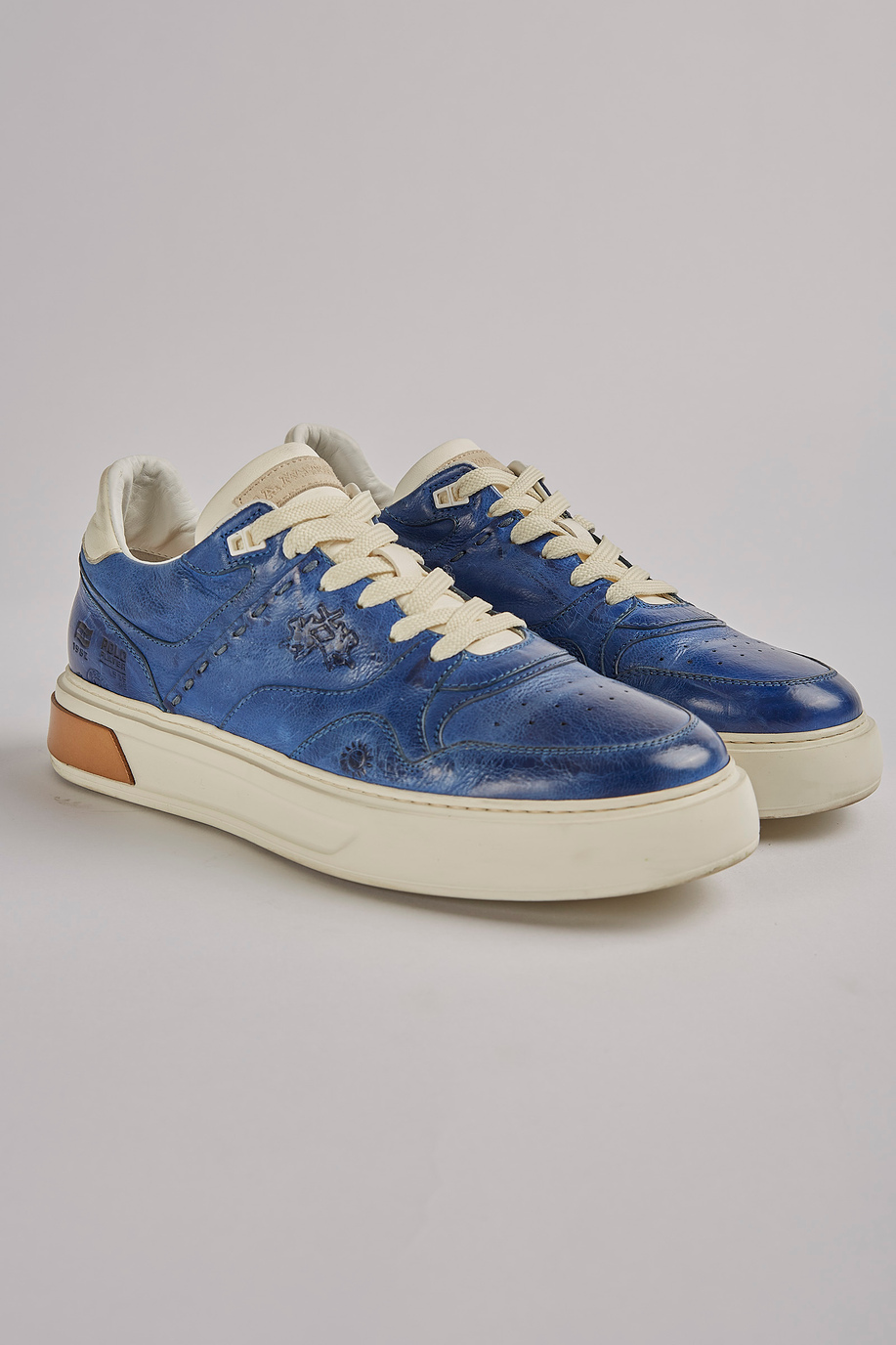 Eco-vegetable leather sneaker