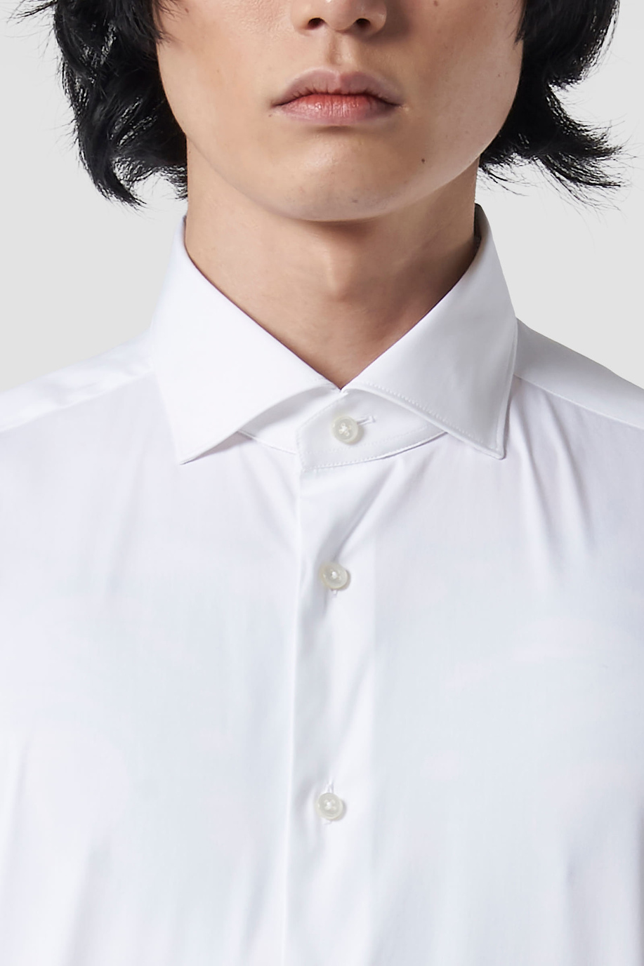 Plain-coloured cotton shirt