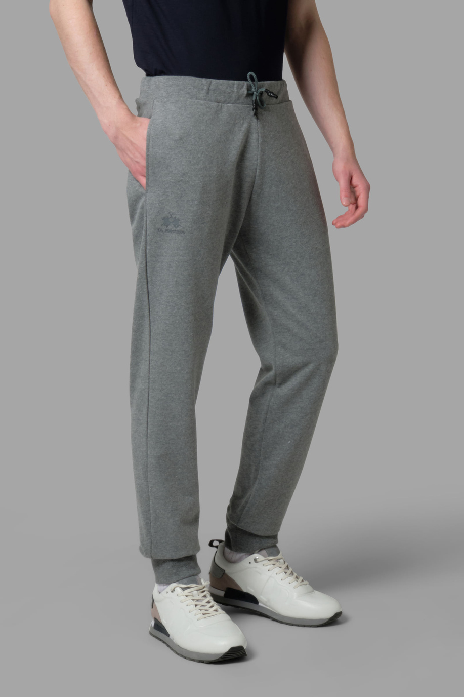 Men's regular-fit cotton trousers