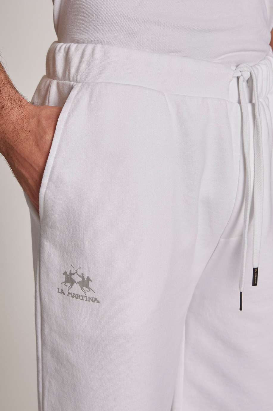 Regular-fit 100% cotton Bermuda shorts