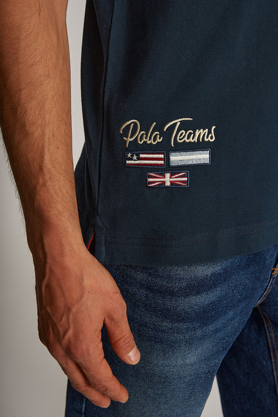Men's plain-coloured short-sleeved, regular-fit polo shirt