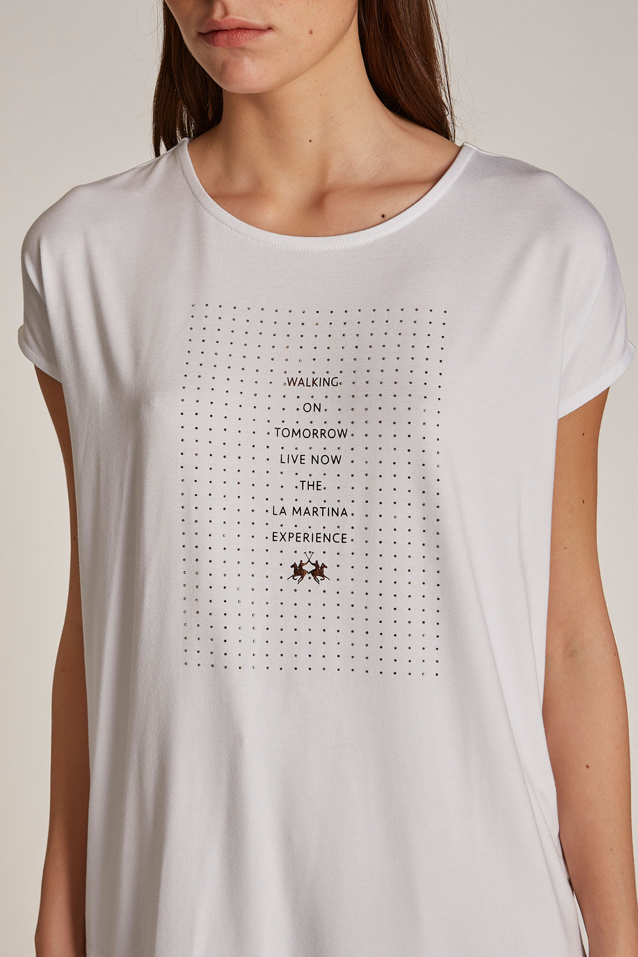 Camiseta de mujer de viscosa con logotipo, corte regular