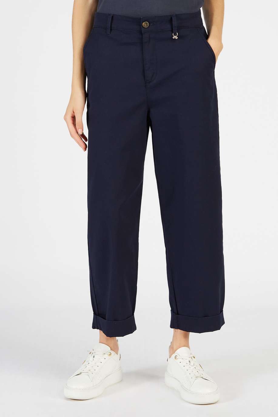 Women’s high-waisted trousers with narrow bottom - Winter looks for her | La Martina - Official Online Shop