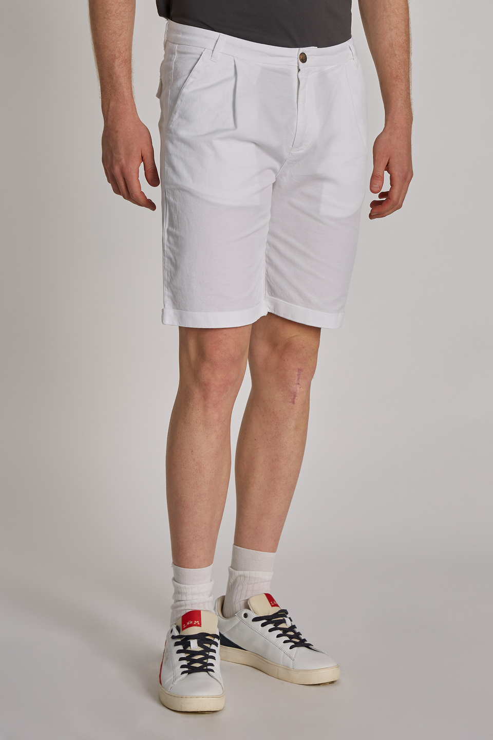 Men's regular-fit cotton and linen-blend Bermuda shorts - La Martina - Official Online Shop