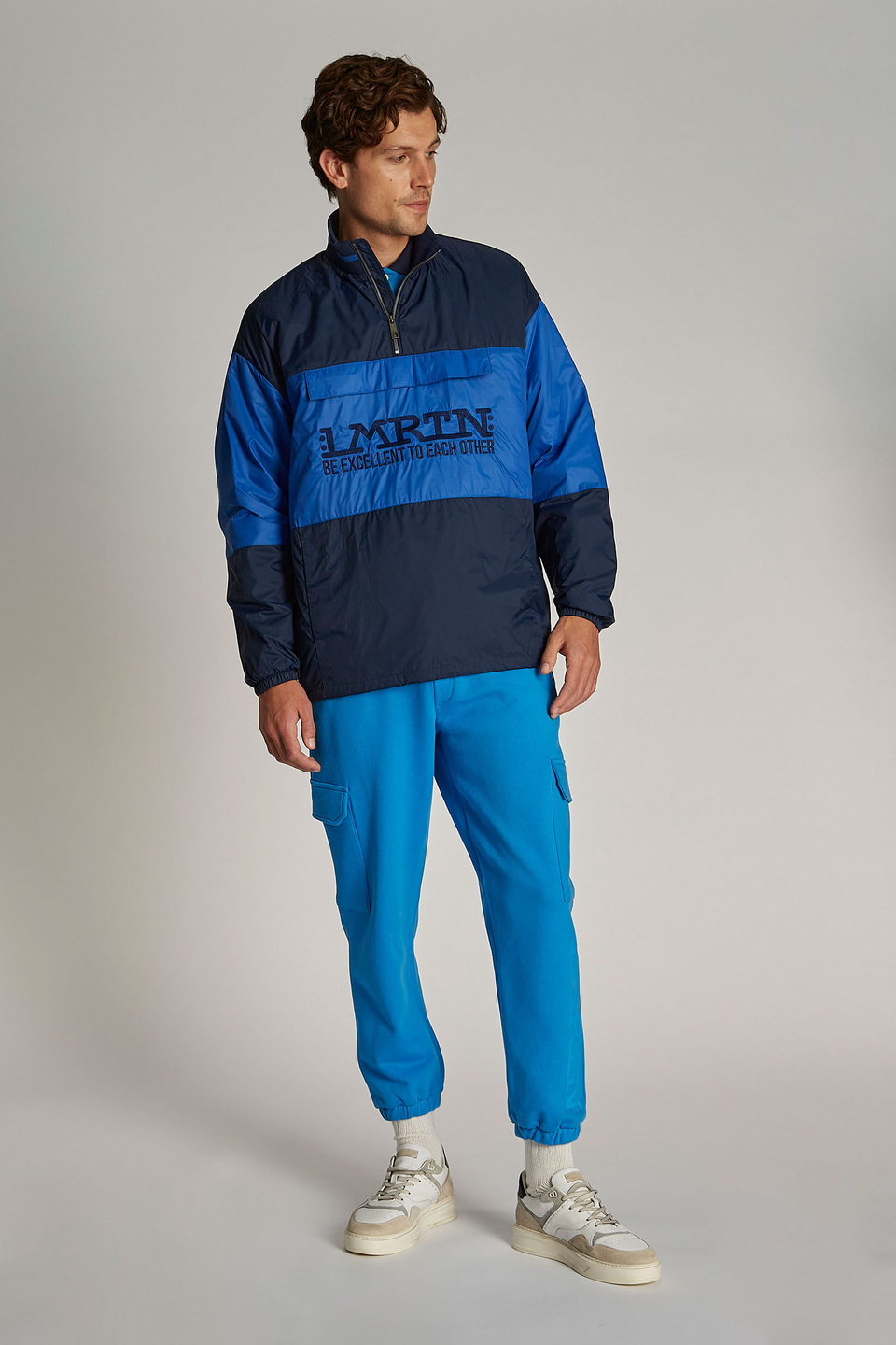 Einfarbiges Herren-Poloshirt mit kurzem Arm, oversized Modell - La Martina - Official Online Shop