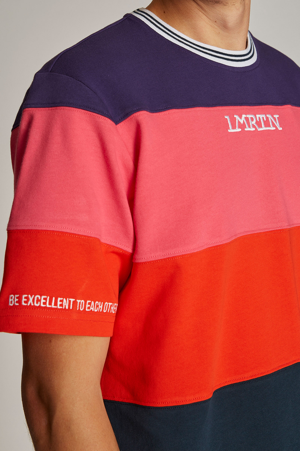 Herren-T-Shirt mit kurzem Arm und einem Kragen in Kontrastoptik, oversized Modell - La Martina - Official Online Shop