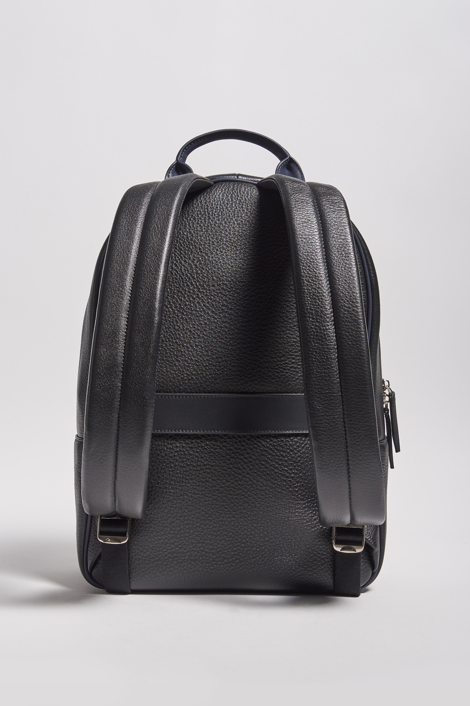 Hammered leather backpack | La Martina - Official Online Shop