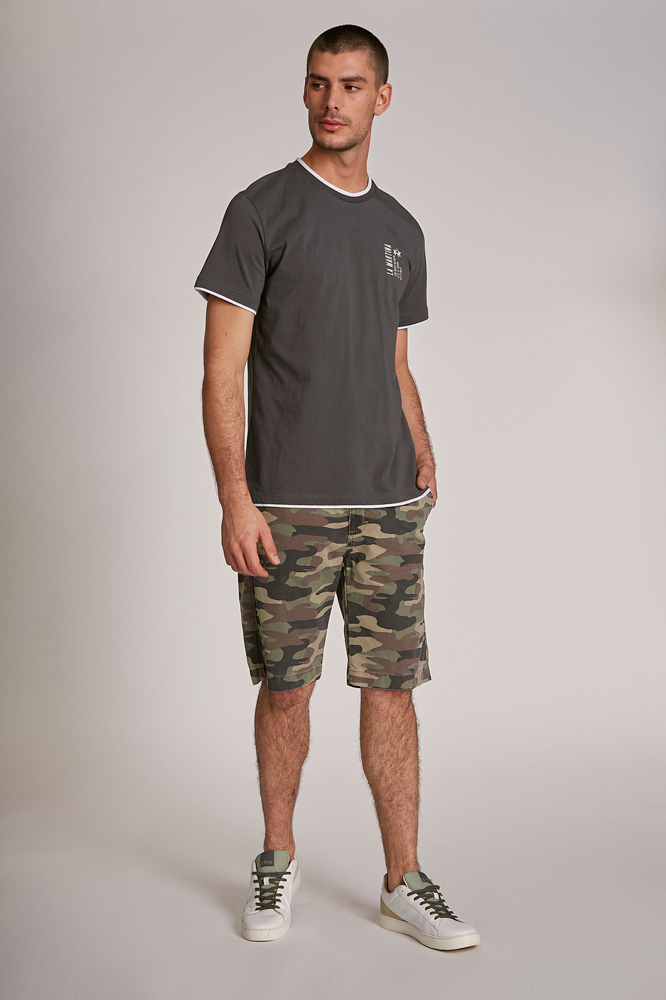 Men's regular-fit cargo Bermuda shorts | La Martina - Official Online Shop