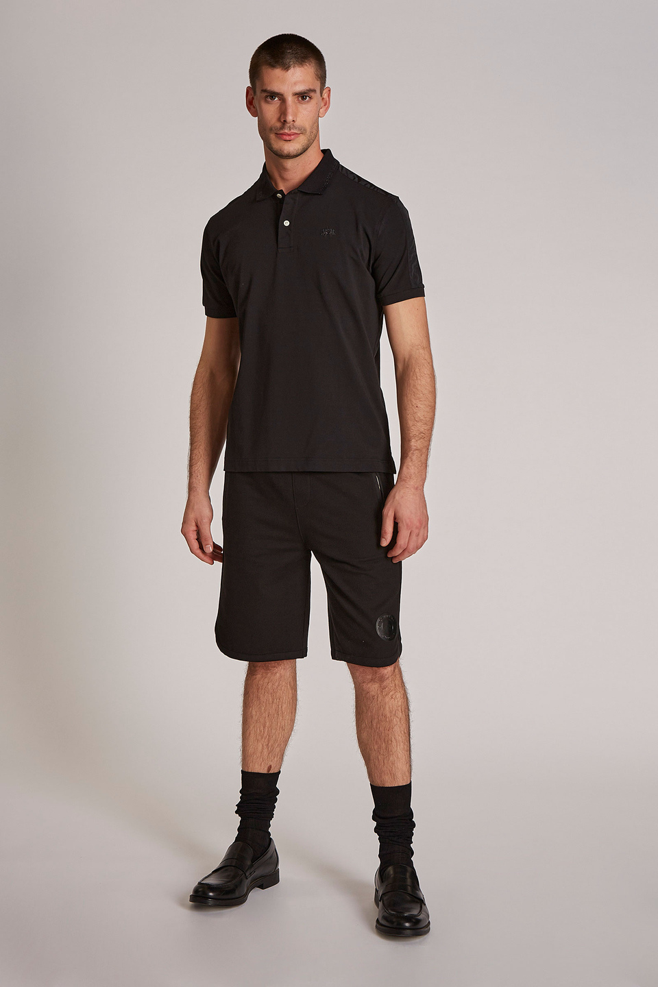 Herren-Poloshirt aus Stretch-Baumwolle mit kurzen Ärmeln im Regular Fit | La Martina - Official Online Shop
