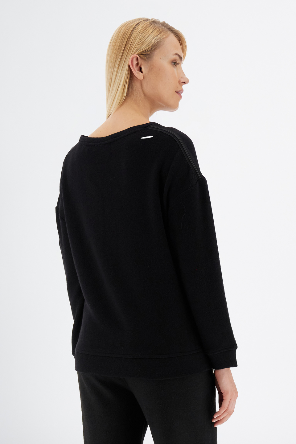 Damen-Sweatshirt mit hohem Kragen und langen Ärmeln | La Martina - Official Online Shop